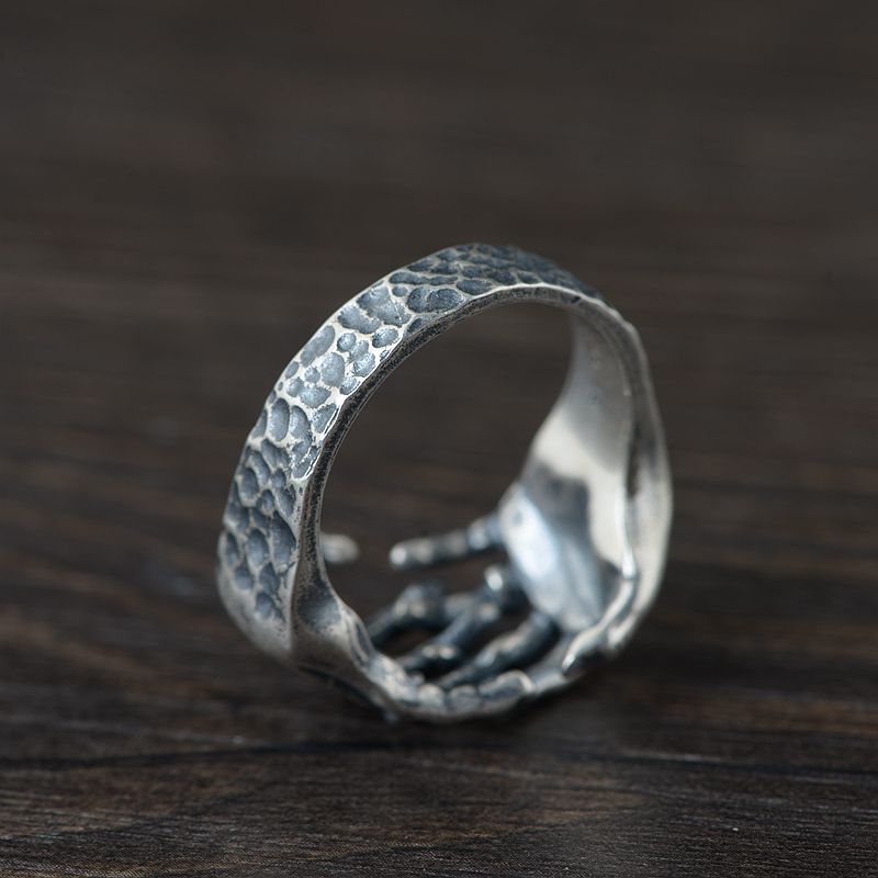 S925 Silver Artisan Holding On Ring