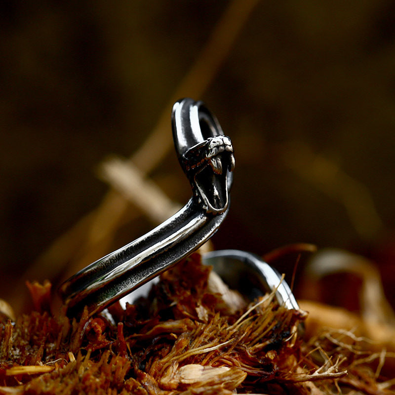 Stainless Steel Striking Snake Ring